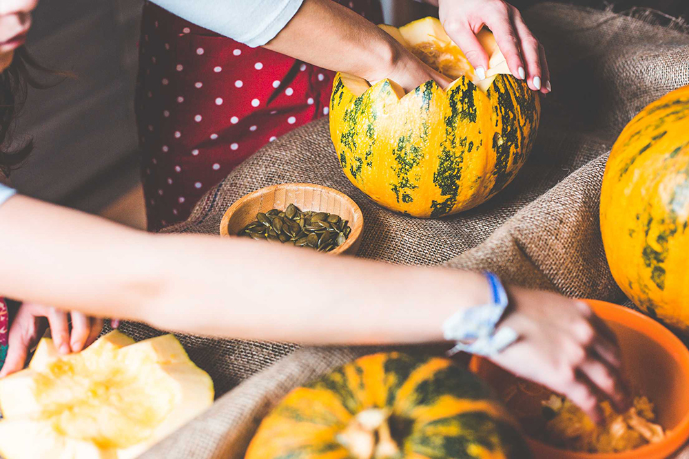 Leckere Kürbiscremesuppe zu Halloween